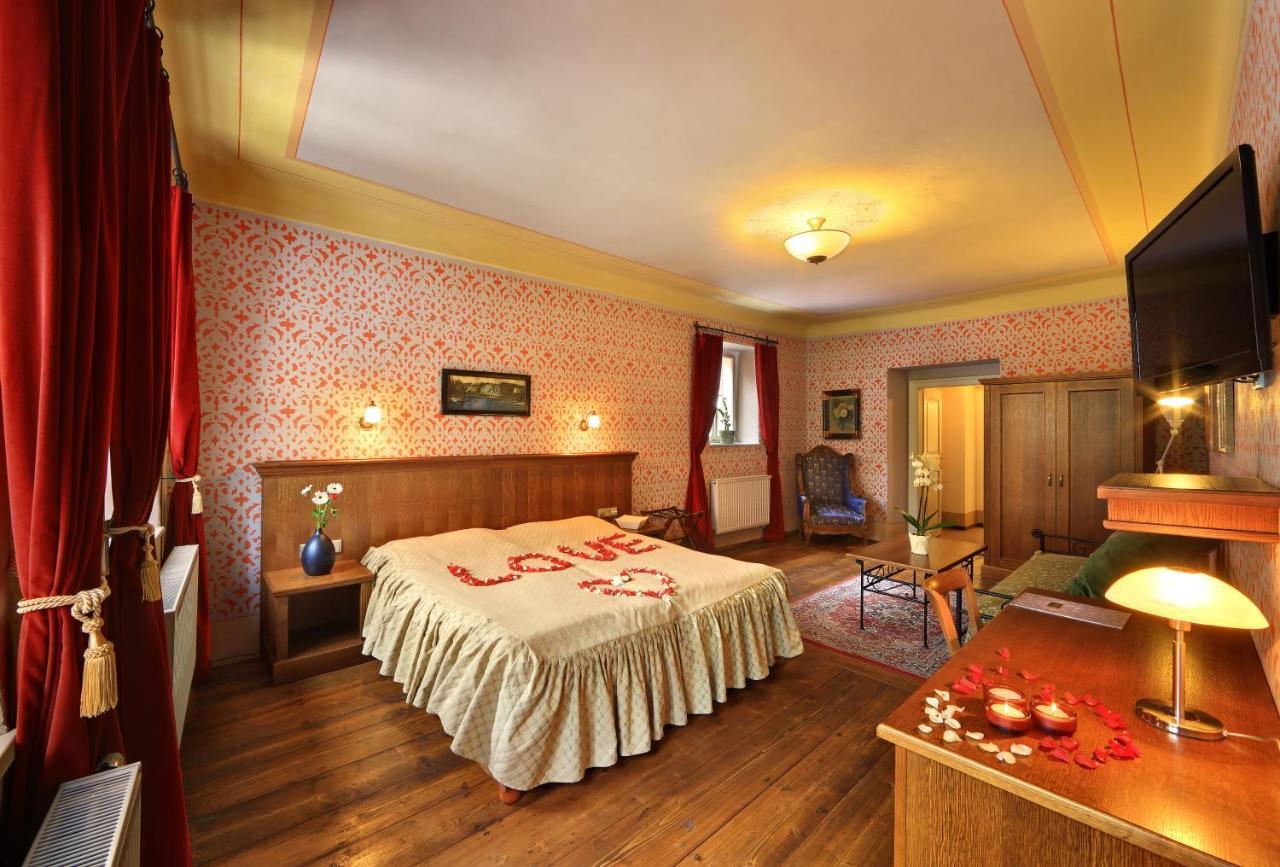 Hotel Edward Kelly Cesky Krumlov Exterior photo